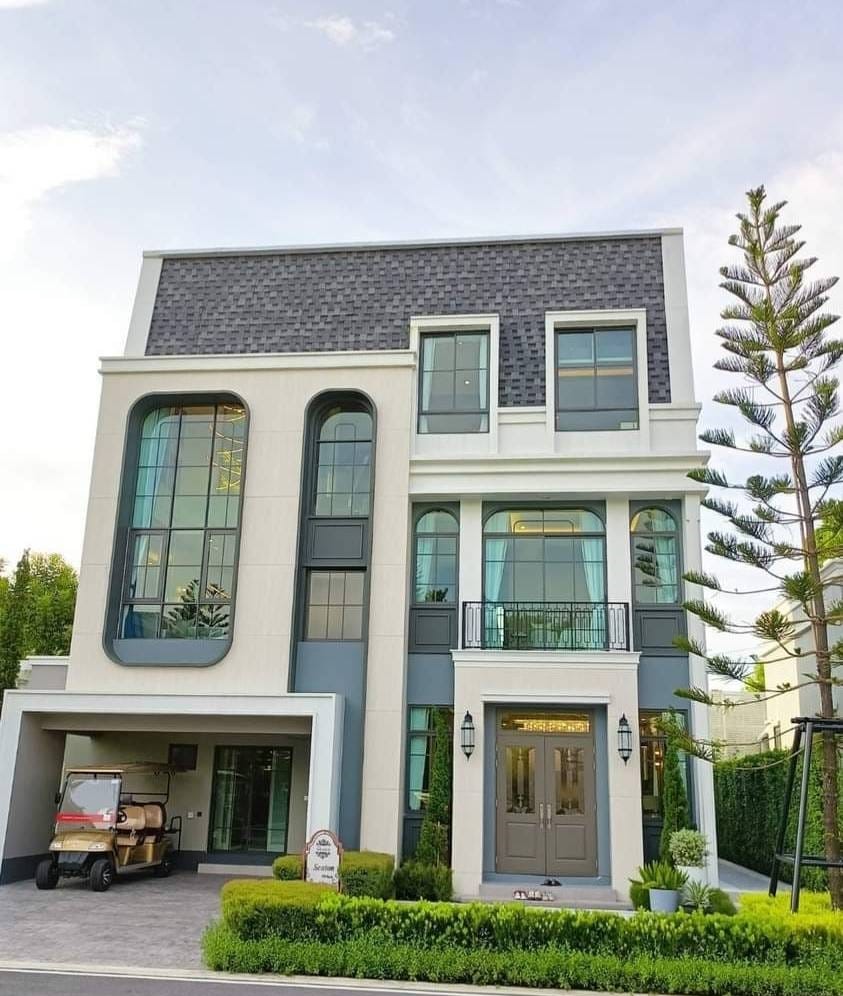 For SaleHouseVipawadee, Don Mueang, Lak Si : Luxury House for Sales, The Grand Vibhavadi 60, 3 storeys on prime location easy to connection Vibhavadi Rangsit Rd., Phahonyothin Rd., Chaeng Watthana Rd. and near SRT Red Line and Green Line