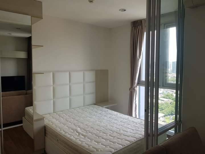 For RentCondoBang Sue, Wong Sawang, Tao Pun : Urgent!! Condo for rent, Chivathai Interchange, price 12,000 baht.