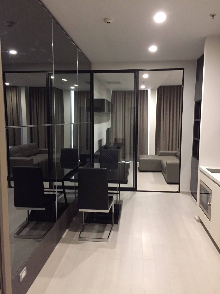 For RentCondoWitthayu, Chidlom, Langsuan, Ploenchit : ● Rare Unit ● B Tower, 00+ Floor, Type A14 | 47.38 sq.m. 1 Bed | Condo skywalk connect to BTS ploenchit and Central Embassy.