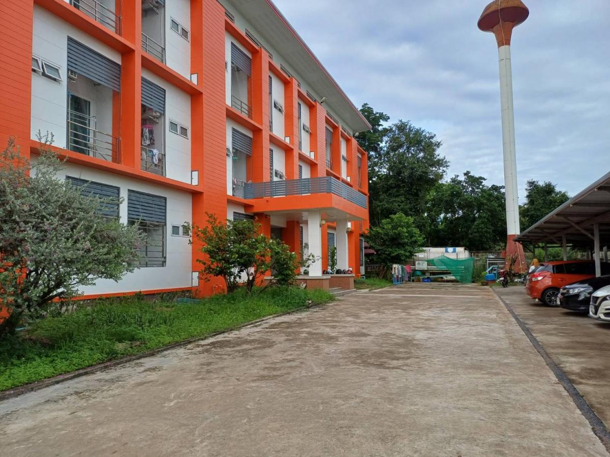 For SaleBusinesses for saleKorat Nakhon Ratchasima : Student dormitory business for sale, 3 floors, good location near Suranaree University, Korat.