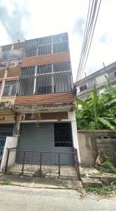 For SaleShophousePinklao, Charansanitwong : Ready to negotiate price! Corner shophouse for sale, 3 floors, with extension zone. Near the electric train line In Soi Charansanitwong 66/2, only 50 meters from the main road, area size 15 square wah, special price!