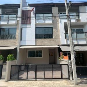 For SaleTownhouseKaset Nawamin,Ladplakao : Townhome for sale Private Nirvana Life Exclusive Soi Nawamin 111