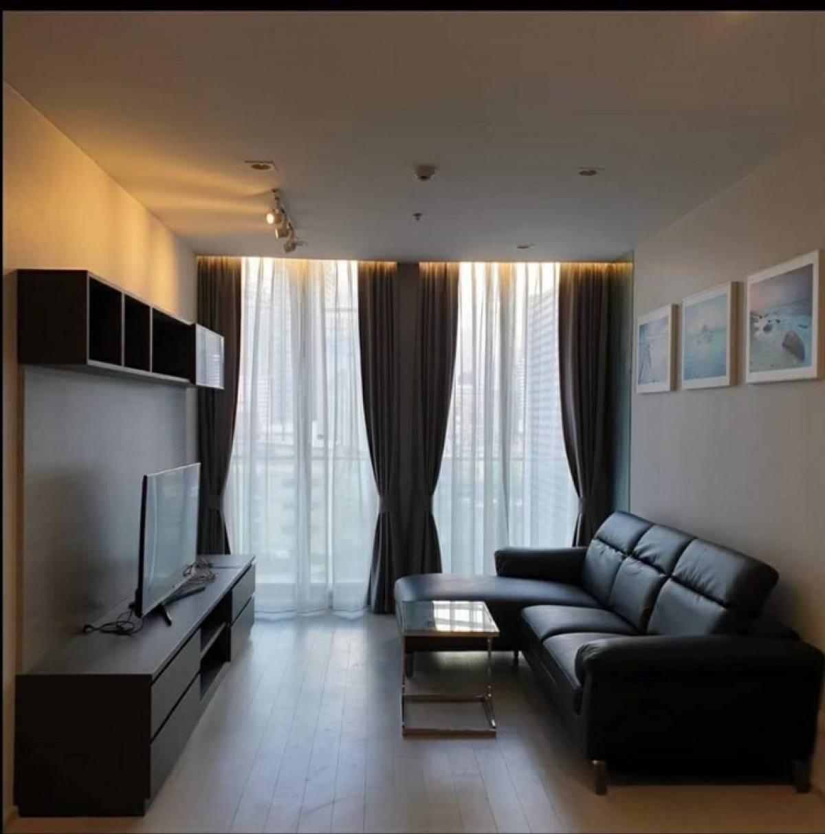 For RentCondoWitthayu, Chidlom, Langsuan, Ploenchit : ● Good Deal ● Tower C, 05+ Floor, Type B01 | 2 Bedrooms, 84.85 sq.m. | Condo skywalk connect to BTS ploenchit and Central Embassy.