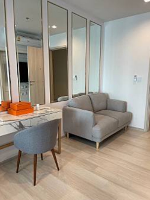 For RentCondoWitthayu, Chidlom, Langsuan, Ploenchit : #Condo for rent Life One Wireless near BTS Ploenchit - 1 bedroom 1 bathroom - floor 12, size 35 sq.m - Fully furnished  Rental price 30,000 baht/month, minimum 1 year