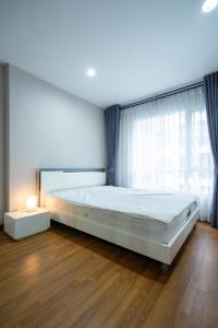 For SaleCondoOnnut, Udomsuk : Urgent sale, Condo Regent Home Sukhumvit 81, wide room, fully furnished (SM624)