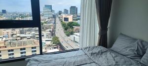 For RentCondoRamkhamhaeng, Hua Mak : Condo for rent, Modiz Rhyme Ramkhamhaeng, near Ramkhamhaeng University (corner room)