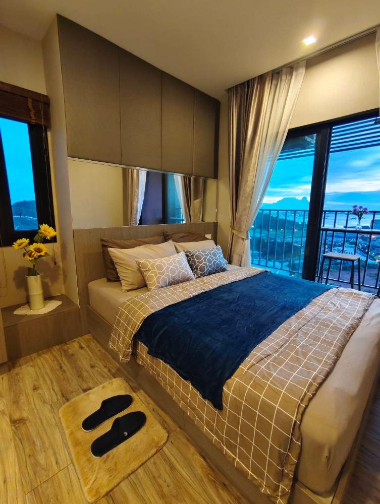 For RentCondoSriracha Laem Chabang Ban Bueng : Luxury condo for rent #Corner room with sea view, KnightsBridge the ocean Sri Racha project   size 2 bedrooms, 2 bathrooms, 57 square meters, 20th floor