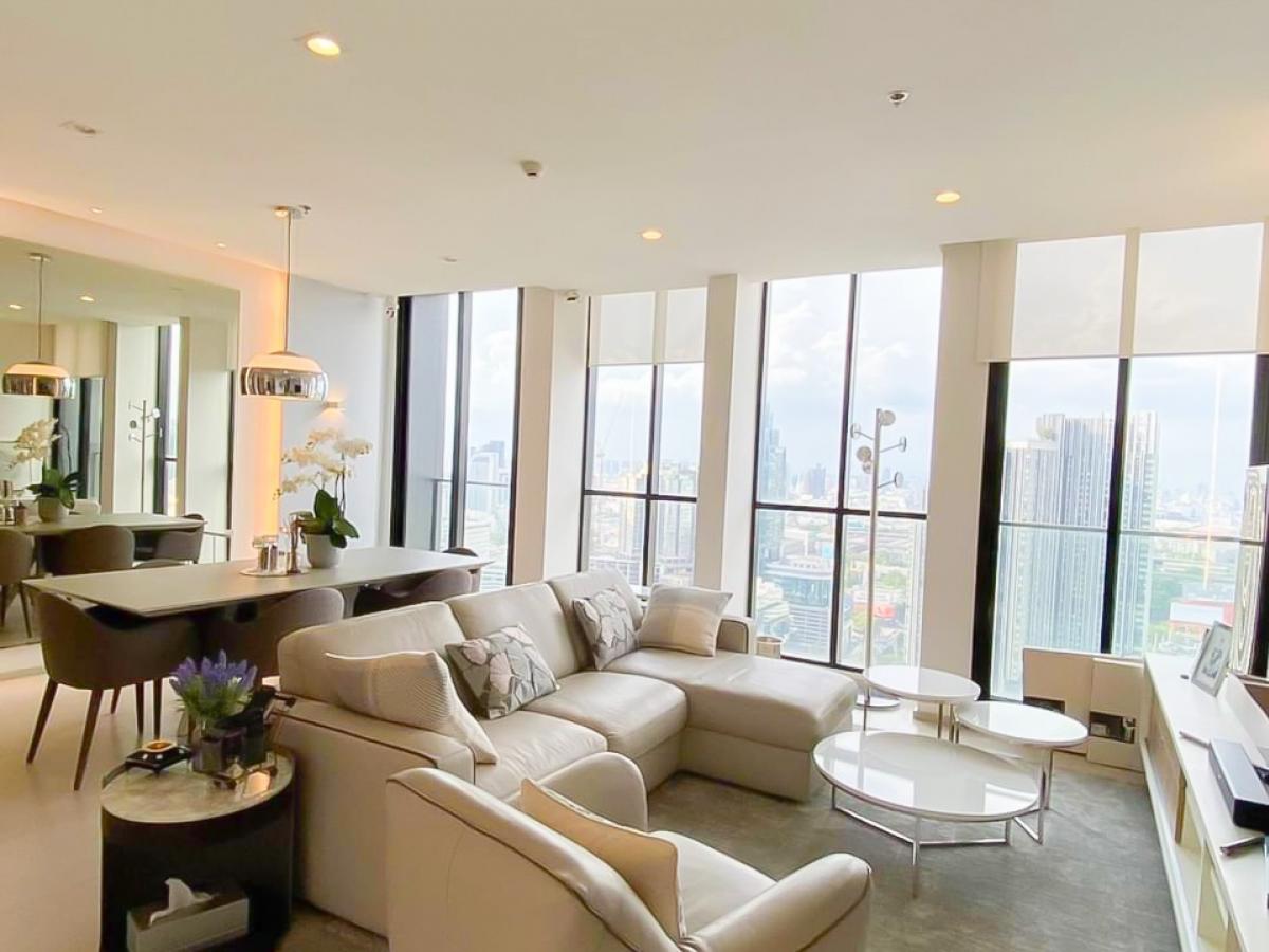 For SaleCondoWitthayu, Chidlom, Langsuan, Ploenchit : ♦ Combine room ♦ Tower C, 30+ Floor, Type A04+A05 | 2 Bedrooms, 120.26 sq.m. | Condo skywalk connect to BTS ploenchit and Central Embassy.