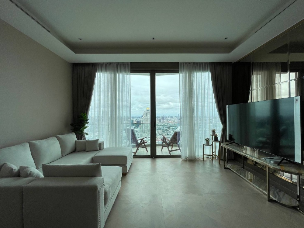 For RentCondoWongwianyai, Charoennakor : ♦ Luxury style ♦ 40+ Floor Chao Phraya River | 2 bedrooms 128 sq.m. | Condominium next to Chao Phraya River, Icon siam, BTS Charoen Nakhon.