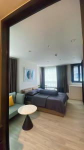 For RentCondoRatchadapisek, Huaikwang, Suttisan : XT Huai Khwang / 30 sq m., 10th floor, Building B *