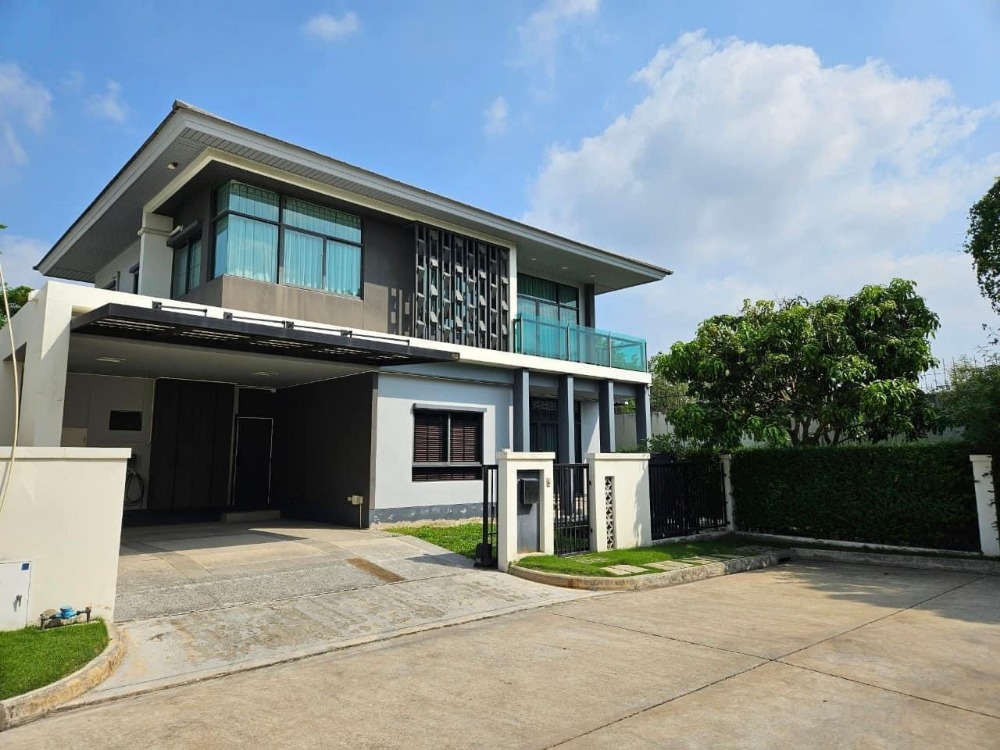 For SaleHousePattanakan, Srinakarin : ♦ Modern Nostalgia ♦ Single house 2 storey 4 Beds | 88.60 sq.w. 244.00 sq.m. | Setthasiri Pattanakarn (เศรษฐสิริ พัฒนาการ) | ใกล้ Tesco Lotus On Nut 1.8 km., Seacon Square 5.4 km.