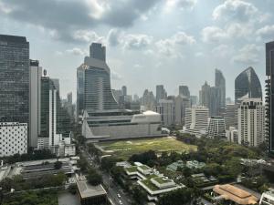 For SaleCondoWitthayu, Chidlom, Langsuan, Ploenchit : Life One Wireless - High Floor 1 Bed Condo for Sale!