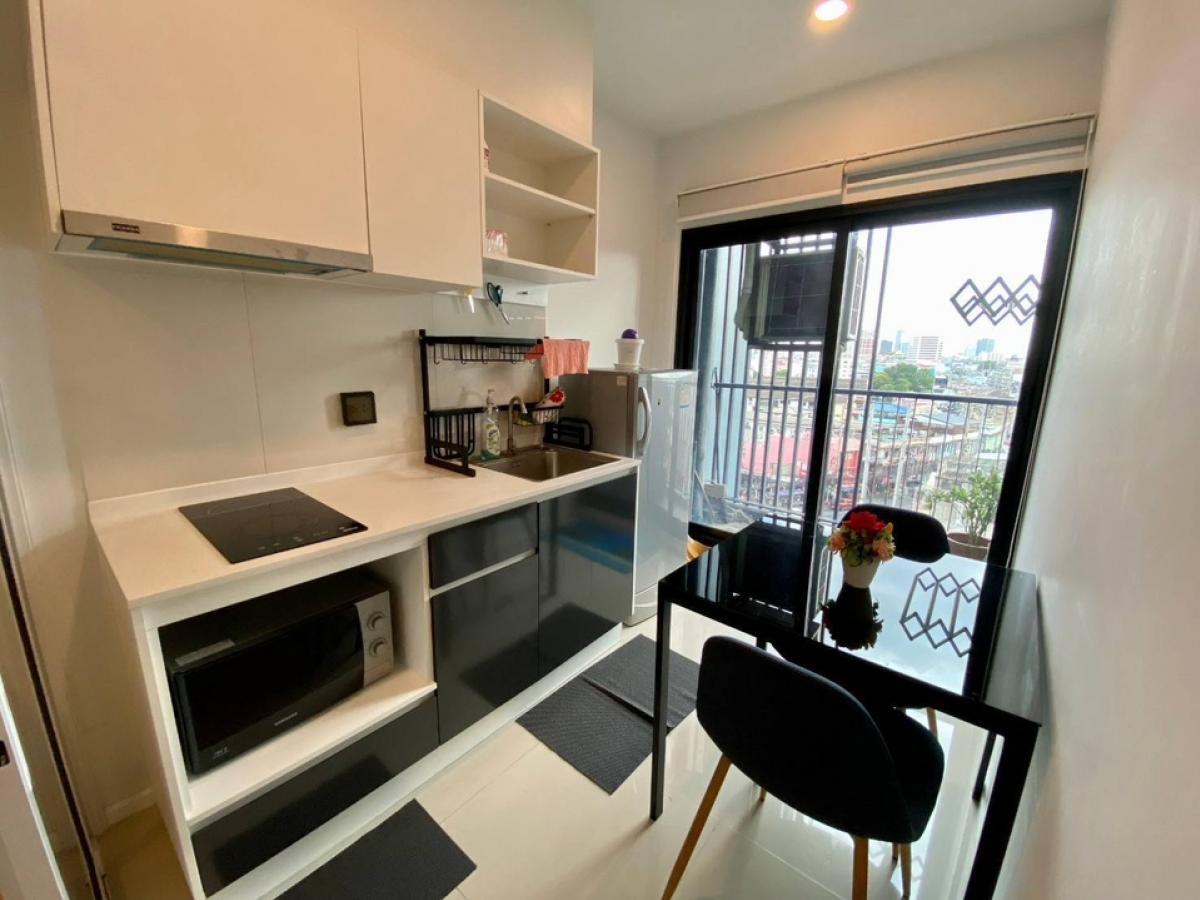 For RentCondoRama9, Petchburi, RCA : ❤️❤️❤️ For rent the tree sukhumvit 71 Ekkamai, 27th floor, 30. sq m, price only 13,500, interested line tel 0859114585 ❤️❤️ Fully furnished, available 26 July 2024