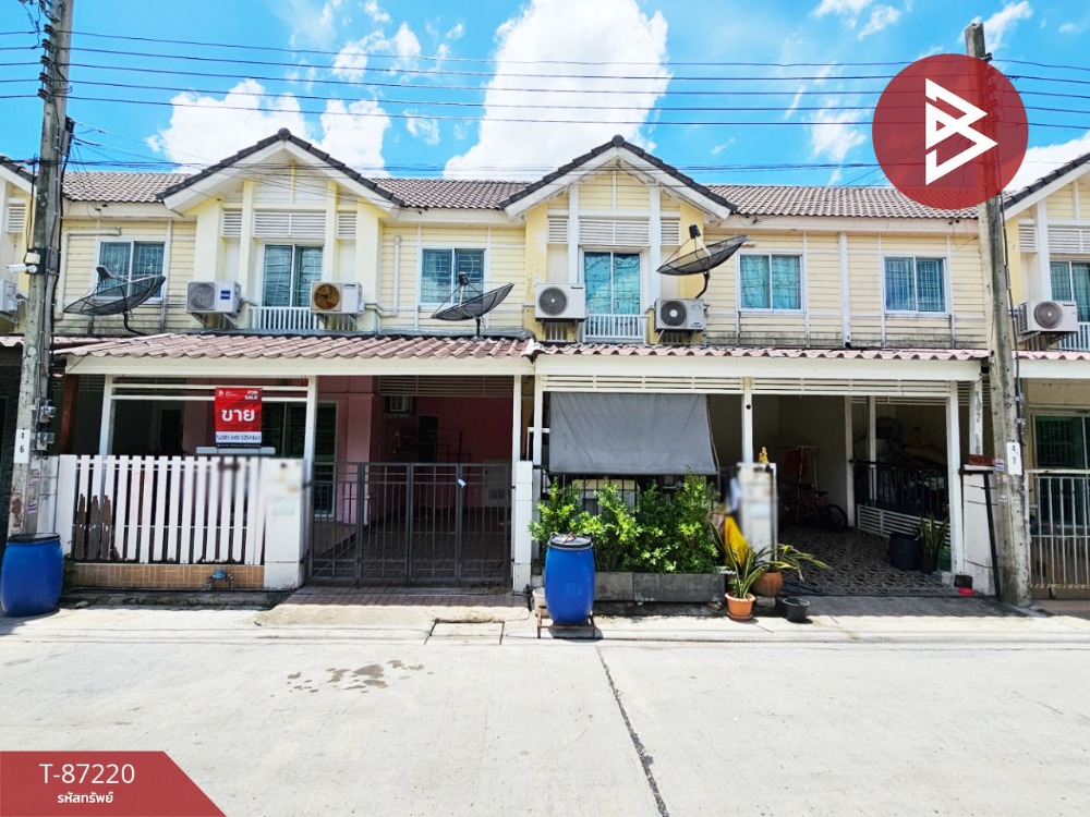 For SaleHousePattanakan, Srinakarin : 2-story townhouse for sale, Pruksa Ville Village 50/2, Ramkhamhaeng, Bangkok.