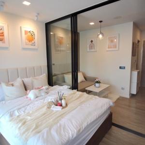 For RentCondoPathum Thani,Rangsit, Thammasat : Cave Town Shift for rent, beautiful room, well decorated.