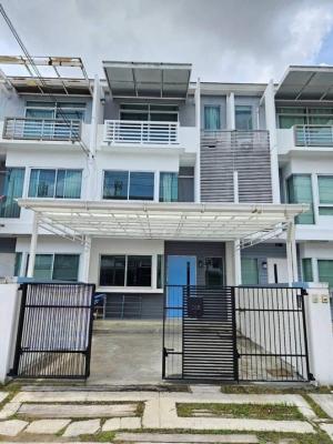 For RentTownhousePattanakan, Srinakarin : (Property code: TT1359) For rent📍3-story townhome, Ban Mai Rama IX Village - Srinakarin “