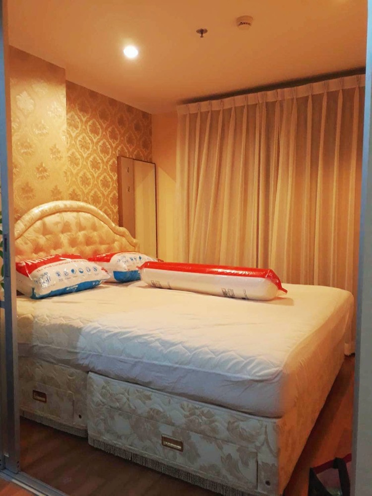 For RentCondoRama9, Petchburi, RCA : For rent cheap Lumpini Park Rama 9-Ratchada, 37.5 sq m., 1 bedroom, closed kitchen, pool view, corner room, fully furnished with washing machine, near MRT Rama 9, Central Rama 9, rent 13,500/month