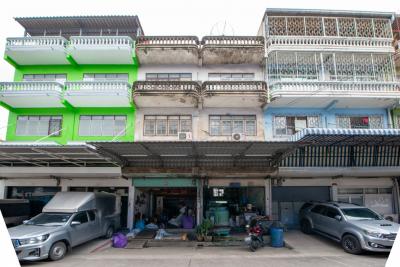 For SaleShophouseRama 2, Bang Khun Thian : Commercial building for sale near Rama 2 Road, area 384 sq m, 32 sq w, 3 floors, near Central Rama 2.