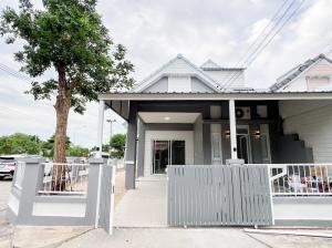 For SaleHousePathum Thani,Rangsit, Thammasat : 📌Baan Wararak Rangsit Khlong 3🎉Beautiful house, modern style, corner house, wide space, perfect proportions, 3 bedrooms, 2 bathrooms, electrical appliances installed throughout the house, prime location, best price, welcome agents to help sell⭐️