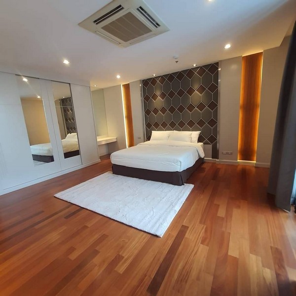 For RentCondoPattanakan, Srinakarin : ghd000270 Luxurious room for rent The Four Wings Residence Srinakarin 3 bedrooms 4 bathrooms