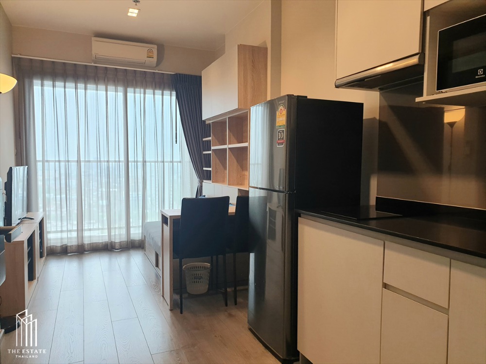 For RentCondoLadprao, Central Ladprao : Condo for Rent!! Spacious room, fully furnished, on high floor, open view to the east, size 34.99 sq.m. 1 bedroom.