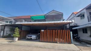 For SaleTownhouseNawamin, Ramindra : Cheap sale, Manorom Village 2, Liap Klong Song Road 27, near Safari World.