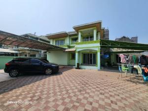 For SaleHouseBangna, Bearing, Lasalle : Corner detached house for sale, Chaiyo Village, Soi Bearing 39, Sukhumvit 107, very good location, near MRT Yellow Line, Si Bearing Station, just 1 km.