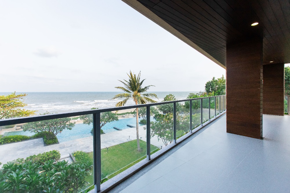 For SaleCondoCha-am Phetchaburi : Tew Talay Aquamarine Beachfront Condominium