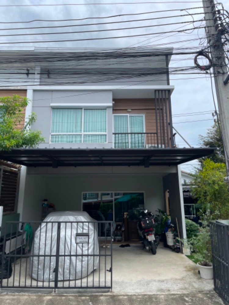 For SaleTownhousePattanakan, Srinakarin : S-HVLL101 Townhome for sale, Willette Light Pattanakarn, 2 floors, size 33.2 sq m, usable area 132.8 sq m, 3 bedrooms, 2 bathrooms, 5.75 million 063-759-1967