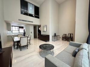 ให้เช่าทาวน์เฮ้าส์/ทาวน์โฮมสุขุมวิท อโศก ทองหล่อ : Rental : Quarter Sukhumvit 39 , 4 bedroom 4 bathroom 1 , 1 Maid's room , 2 kitchens , Size 380 S.qm , 4 Floor