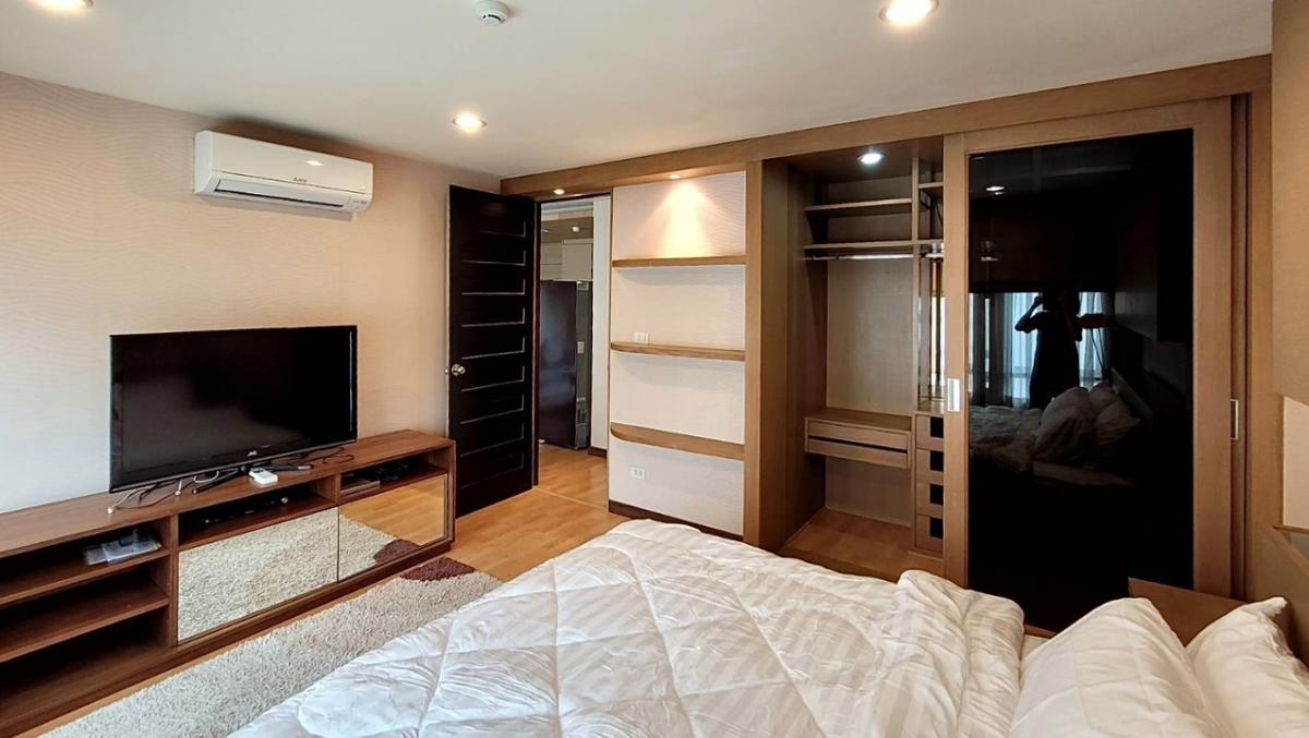 For RentCondoSukhumvit, Asoke, Thonglor : Condo for rent, 1 bedroom, spacious room, 52 sq m., Soi Sukhumvit 39, near BTS Phrom Phong, Thonglor, The Ameghyst 39