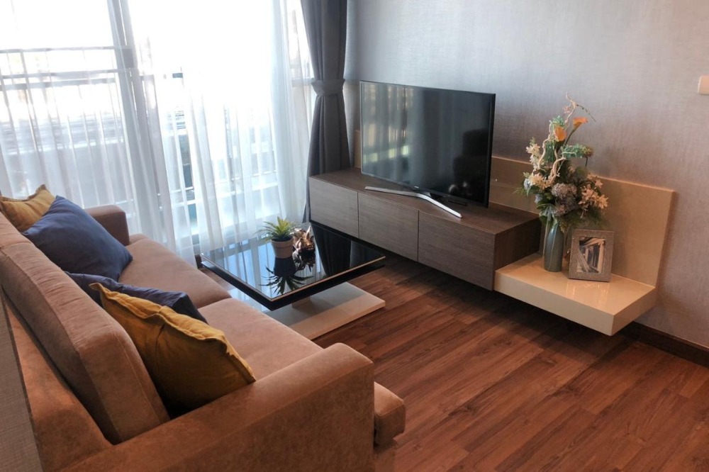 For RentCondoBang Sue, Wong Sawang, Tao Pun : 💥🎉Hot deal. Chewathai Interchange [Chewathai Interchange] Beautiful room, good price, convenient travel, fully furnished. Ready to move in immediately. You can make an appointment to see the room.