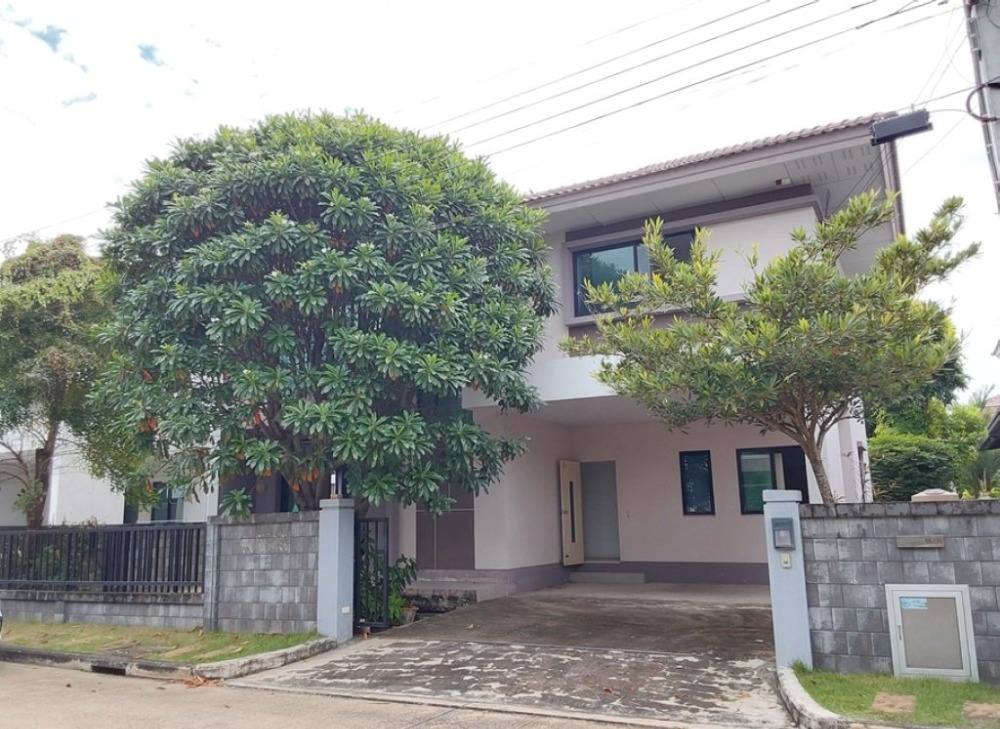 For SaleHouseNawamin, Ramindra : Single house for sale, good location, Casa Ville Ramintra-Wongwaen 2 Big house, cheap price, area 52.30 sq m.