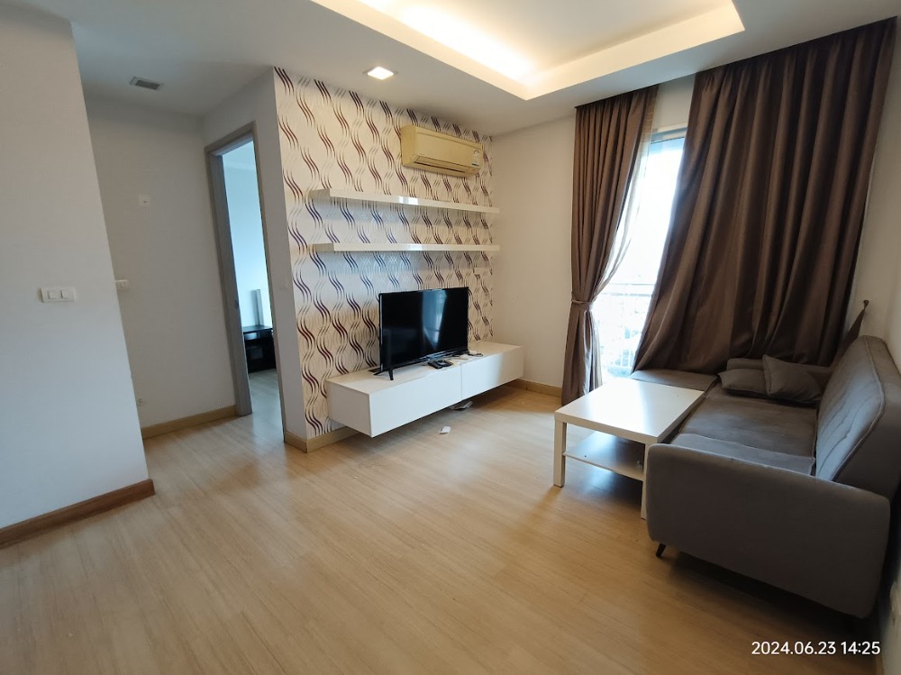 For RentCondoRama9, Petchburi, RCA : Condo for rent, True Thonglor Phetchaburi, 19th floor, near Bangkok Thonglor Hospital.