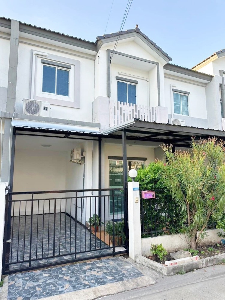 For SaleHouseVipawadee, Don Mueang, Lak Si : Townhome for sale, Lio Nov, Don Mueang-Chaengwattana, 2 floors, 17.1 sqw., 3 bedrooms, 2 bathrooms, with extension..