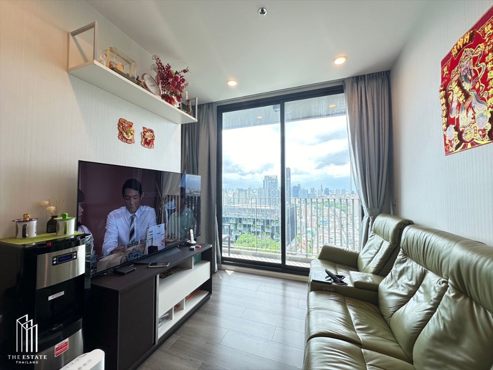 For SaleCondoOnnut, Udomsuk : For Sale Whizdom Essence, high floor room, full of Bangkok views, 2 bedrooms, next to True digital park @8.99MB