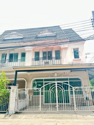 For SaleTownhouseRama5, Ratchapruek, Bangkruai : Urgent sale, Parinlak Light Village, Rama 5 (corner house, in front of small garden), price 3,600,000 baht (including transfer), 28.9 sq m, 3 bedrooms, 3 bathrooms, 2 parking spaces.