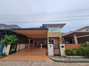 For RentHouseSriracha Laem Chabang Ban Bueng : House for rent Country Home Lake and Park Nong Kham-Sriracha House ready to move in, 4 bedrooms