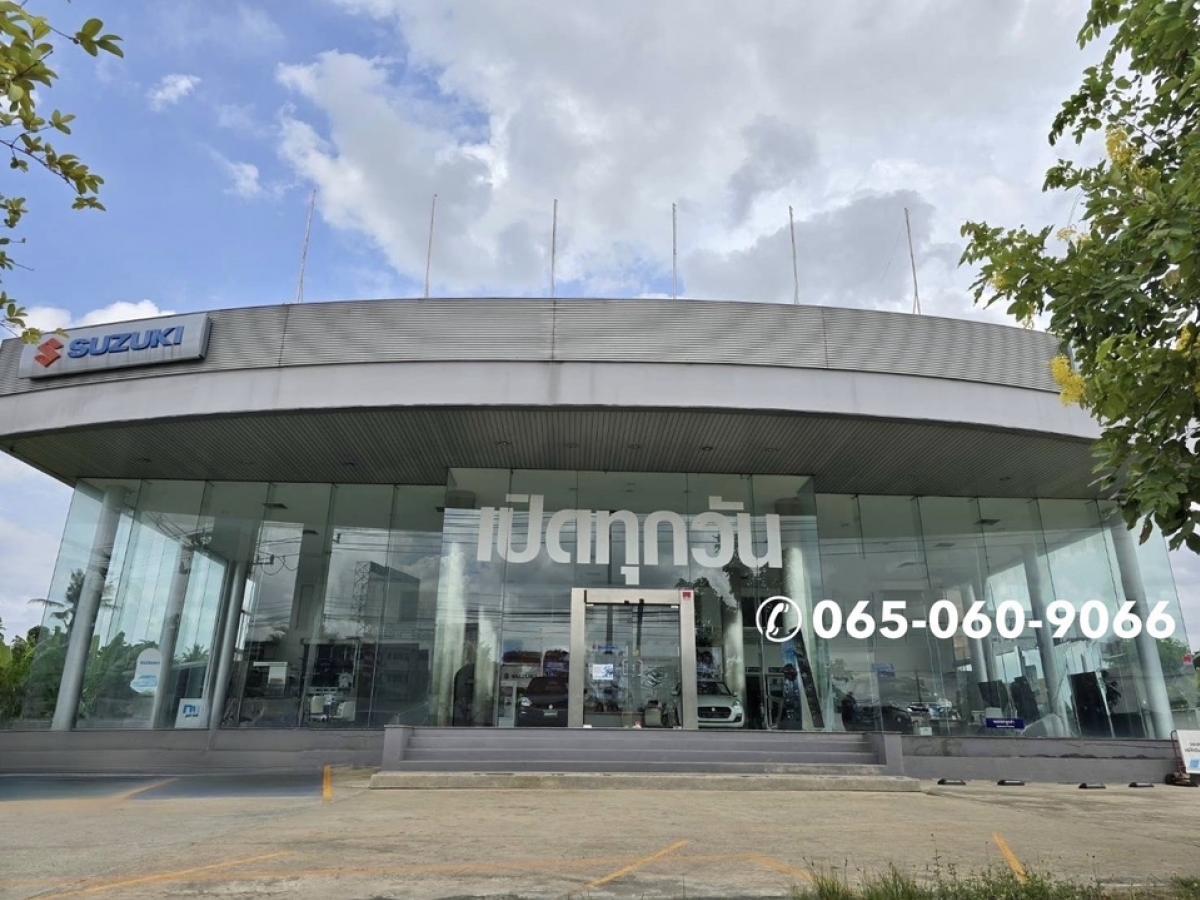 For RentShowroomNonthaburi, Bang Yai, Bangbuathong : Announcement for rental of car showroom and service center ready for use. Near Central Westgate and MRT Sam Yaek Bang Yai, very good location.