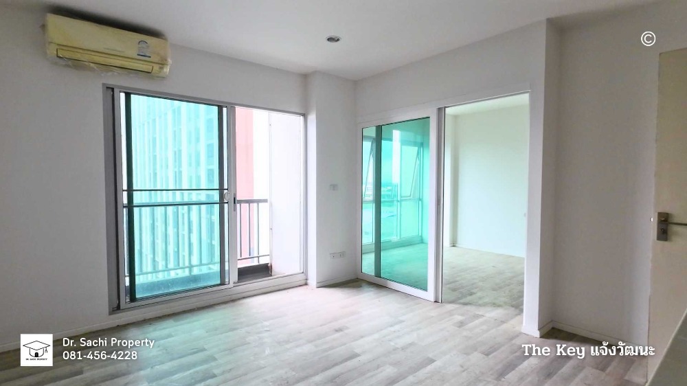 For SaleCondoChaengwatana, Muangthong : Condo for sale, The Key Chaengwattana, Building B, 10th floor, size 32.29 sq m. (empty room)