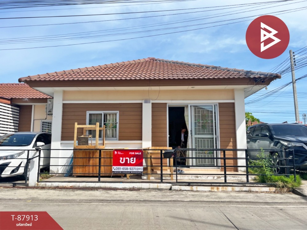 For SaleHouseChachoengsao : Semi-detached house for sale, Baan Suay Nam Sai Plus Project, Phase 2, Bang Pakong, Chachoengsao.