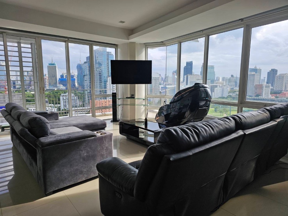 For SaleCondoWitthayu, Chidlom, Langsuan, Ploenchit : Golf course view, corner room!! In the project, Condo Baan Ratchaprasong (Ratchadamri), 3 bedrooms, 3 bathrooms, only 100 meters from BTS Ratchadamri, fully furnished, ready to move in