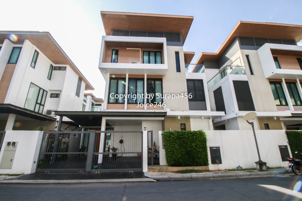 For SaleHousePattanakan, Srinakarin : 3-story detached house for sale, The Ava Residence On Nut, Sukhumvit 77, Suan Luang, Phatthanakan, 61.8 sq m, built-in, decorated throughout, Fully Furnished, selling below cost, close to the BTS.