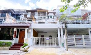 For SaleTownhouseRamkhamhaeng, Hua Mak : S-STT102 Townhouse for sale, Sriwara Town in Town, Wang Thonglang, 3 and a half floors, size 31.5 sq m., usable area 126 sq m., 4 bedrooms, 5 bathrooms, 8.5 million 063-759-1967