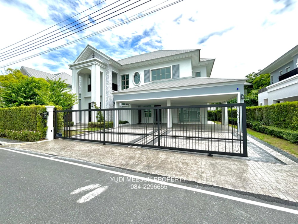 For SaleHouseLadkrabang, Suwannaphum Airport : Luxurious mansion for a large family, 2 houses next to a shopping mall.