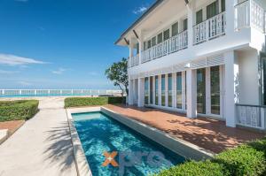 For SaleCondoHuahin, Prachuap Khiri Khan, Pran Buri : 🏖 Beach Front Villa for Sale By Khao Takiab Beach