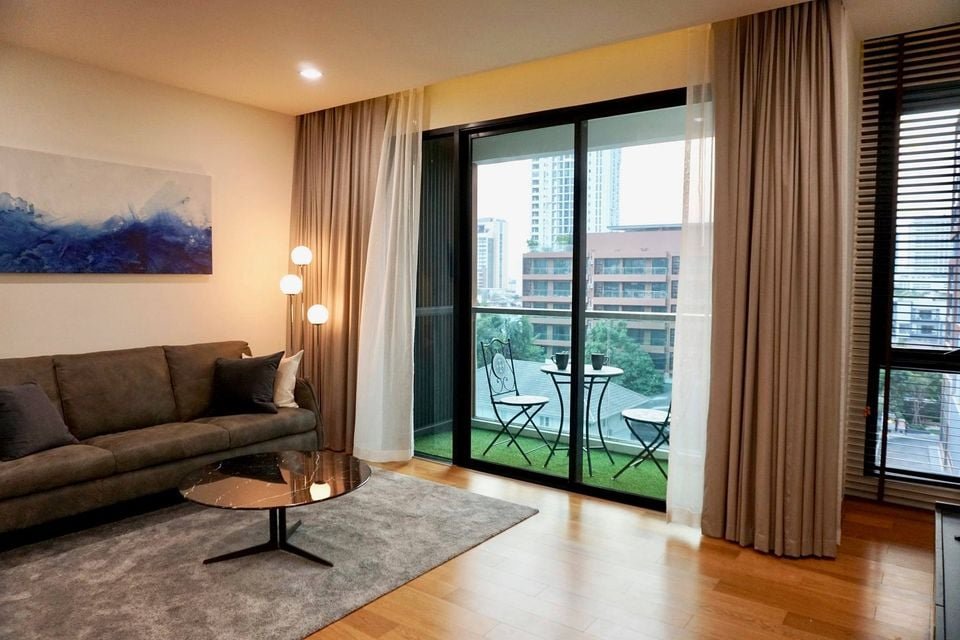 ให้เช่าคอนโดสุขุมวิท อโศก ทองหล่อ : Mieler Sukhumvit 40 - Nicely Furnished 3 Beds Condo for Rent!