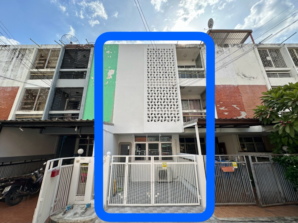 For SaleTownhouseLadprao, Central Ladprao : [[ Follow cat people.  who want to have a new house ]] Lat Phrao 80, the whole house has been renovated.
