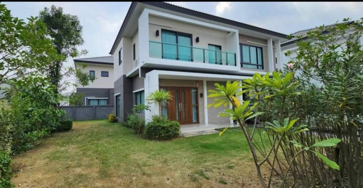 For SaleHousePhutthamonthon, Salaya : urgent!!!  Single house for sale, The City Borommaratchachonnani-Thawi Watthana. The cheapest price in the project is only 12.5 million baht.