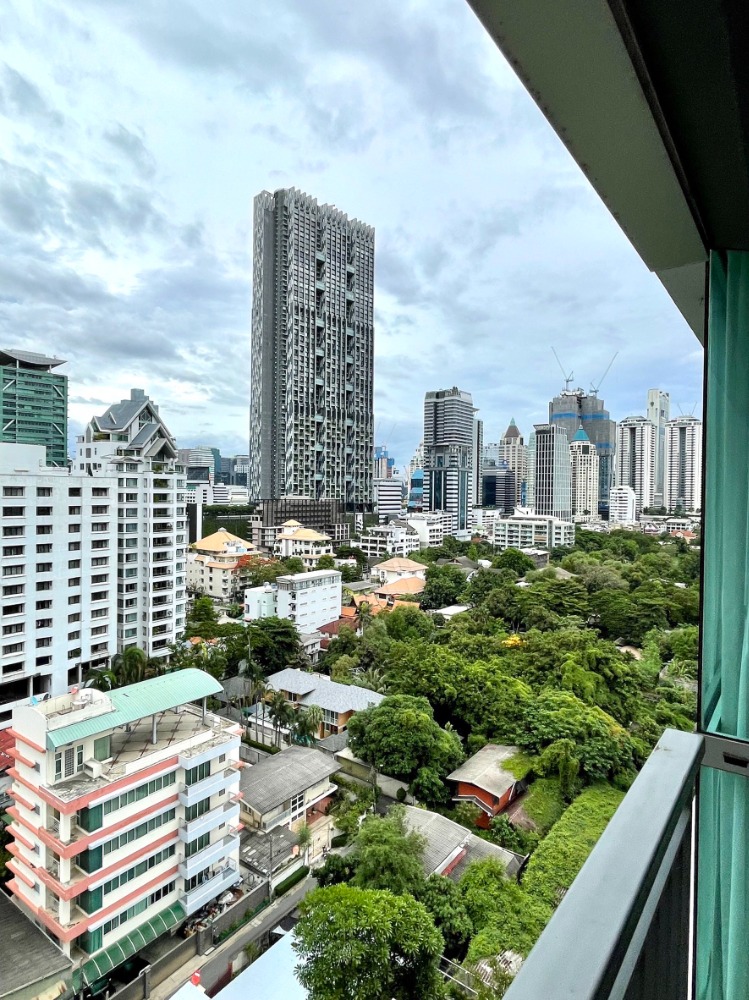 ขายคอนโดสาทร นราธิวาส : FOR SALE  ด่วน, RHYTHM Sathorn-Narathiwas, The best view, Near BTS-Chong Nonsi